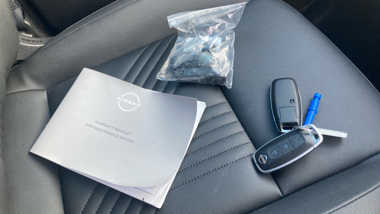 Nissan Juke 1.0 DiG-T Tekna 5dr Petrol Hatchback